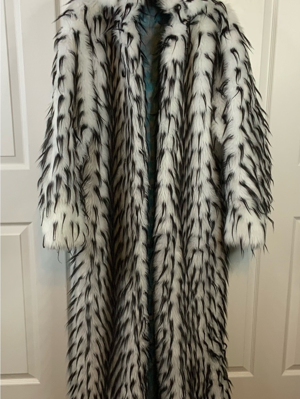 Long Faux Fur Spike Black and White Festival Jacket Coat Size L